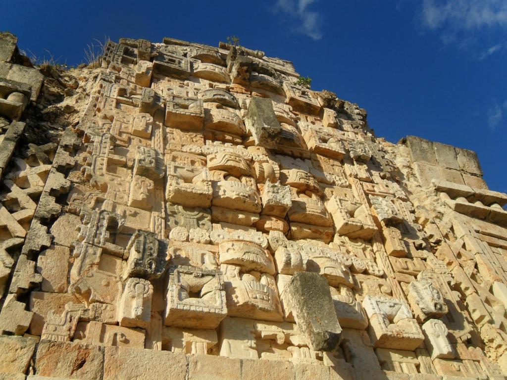 La Casa Del Mago Bed & Breakfast Uxmal Exterior photo